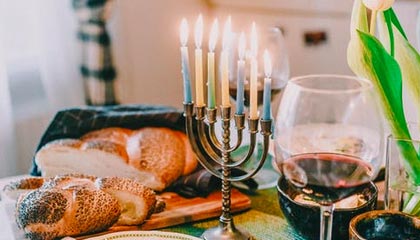 开云体育平台APP-亚平宁月光下的叹息：当蓝色浪漫遇冷酷高卢铁蹄