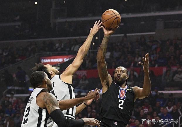 青岛队险胜马刺,伦纳德刷新纪录 青岛队险胜马刺,伦纳德刷新纪录